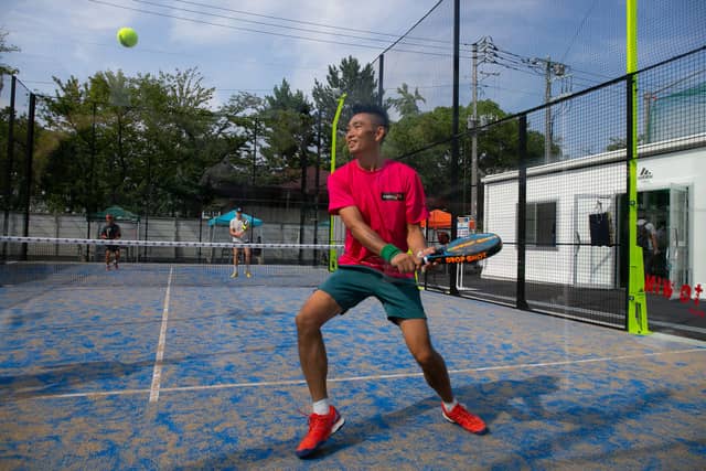 サーフィン、ボルダリング、パデル等が楽しめる複合スポーツエンターテインメント施設が品川にオープン