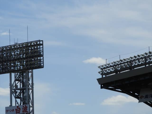 甲子園には青空が似合う撮影：手束仁