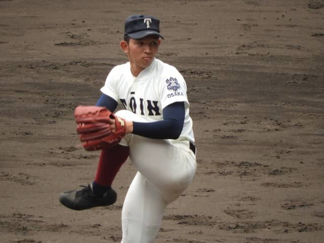 大阪桐蔭・柿木蓮君撮影：手束仁