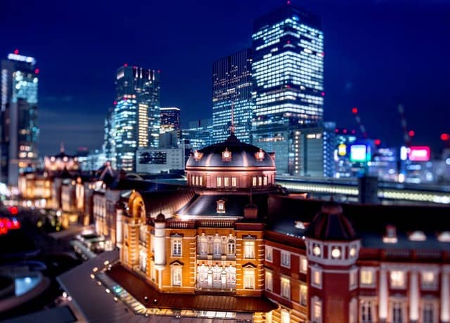 ウェブ・エリス・カップを公開!ラグビーワールドカップ「トロフィーツアー」開始