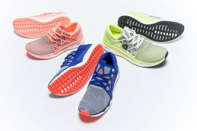 リーボック、足元をしっかりホールドするランニングシューズ「FLOATRIDE　FLEXWEAVE」発売