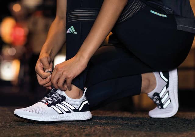 アディダス、SPEEDFACTORY生産ランニングシューズの東京モデル「AM4TKY」発売