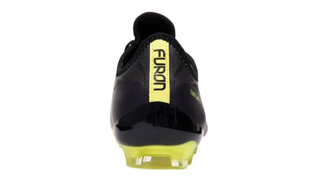 ニューバランスフットボール、FURONとTEKELAの新色「HORIZON PACK」発売