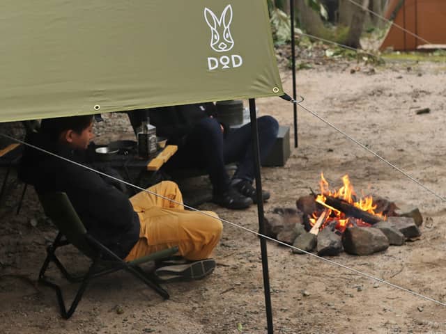 自由に設営できるテント兼タープ「ヌノイチ」発売