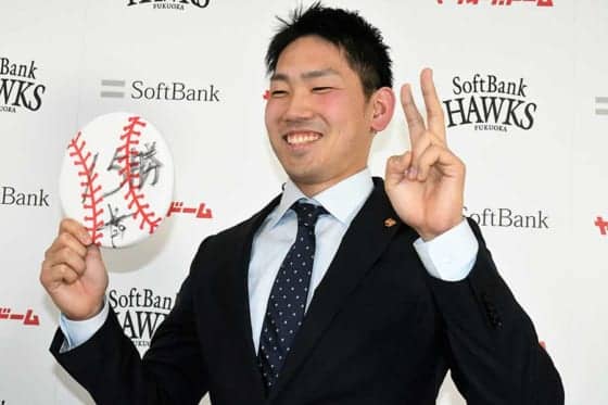 鷹・石川、2時間弱交渉でぶつけた“便利屋”の誇り「先駆けのつもりで」