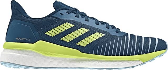 初マラソン挑戦後に重視するのはランニングシューズのフィット感