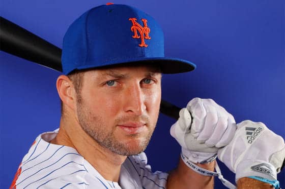 【MLB】野球転向の元NFLスターが2017年ミスユニバと婚約発表　「君は生涯の恋人」