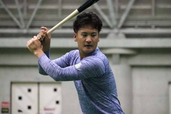 ホークス22歳育成出身捕手が先輩・甲斐に入門　受けた教えは「練習すること」