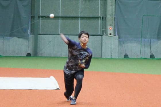 オリ黒木、守護神・増井との合同自主トレに手応え　「実りある練習ができた」