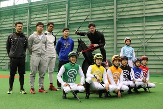 日ハム高卒新人5選手がJRA騎手の卵と異種目交流　吉田輝「勉強になりました」