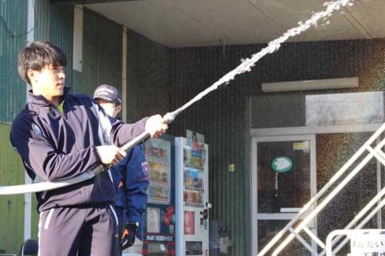 西武新人が消防訓練に参加　ドラ3山野辺は“リーダー格”「雰囲気を作れている」