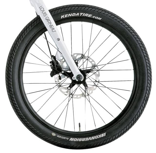 ルイガノからミニベロタイプのe-bike「ASCENT e-sports」登場