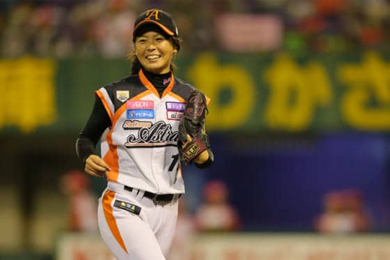 【女子プロ野球】17年最多勝の磯崎が猛トレ、両手指が“硬直”も…満面笑み「ナイススマイル」