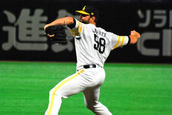 重そうな球が6度ミットに…復活へ、鷹サファテまた“捕手目線”の投球動画公開