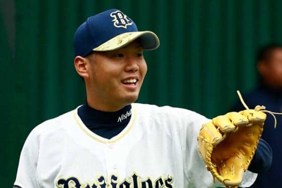 「みんなごめんね」阪神移籍の西が公開謝罪!?　贈られたケーキが無残な姿に…