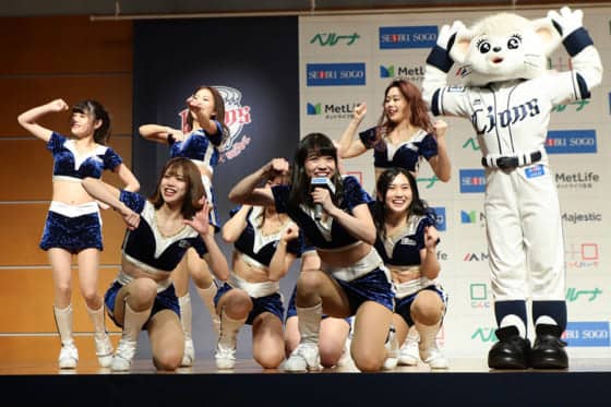 18人の“美女”お披露目　西武「ブルーレジェンズ」がインスタで“舞台裏”公開