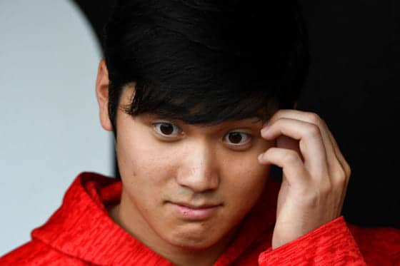 【MLB】米の人気美人レポーター、表彰式での大谷翔平との2ショット公開「Sho-time!」