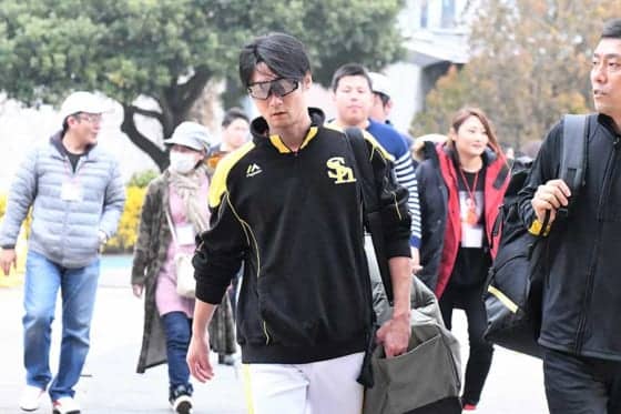 鷹・明石、「去年のトラウマ」抱えリハビリ組で慎重に調整「A組は競争なんで」