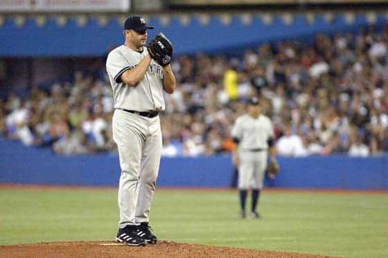 56歳クレメンスのスライダーが「エゲツない」　MLB公式「映像を楽しむといい」