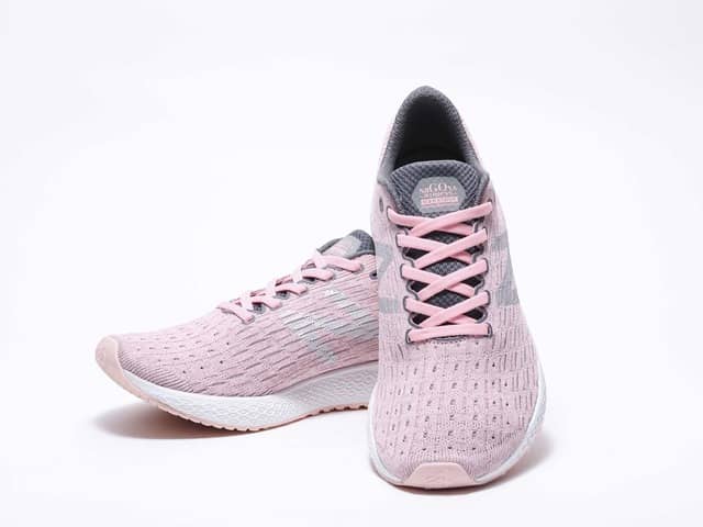 ニューバランス、名古屋ウィメンズマラソン向けコレクション「SAKURA PACK」発売