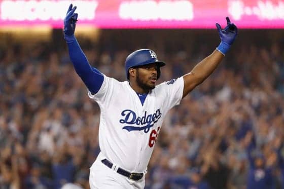 【MLB】レッズ・プイグ、奇妙な“バット舐め”の理由…「バットは願いを聞いてくれる」