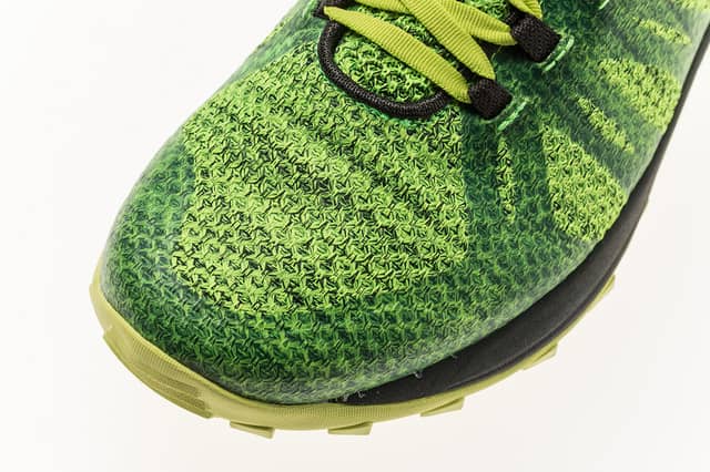 メレル、悪路でも安全な走りをサポートするトレイルランニング専用モデル「MOMENTOUS」発売