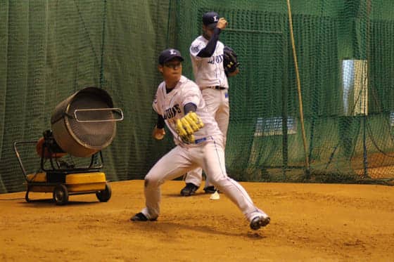 西武ドラ4粟津、新人一番乗りで打撃投手　源田らと対決「ブルペンと違うボールに…」