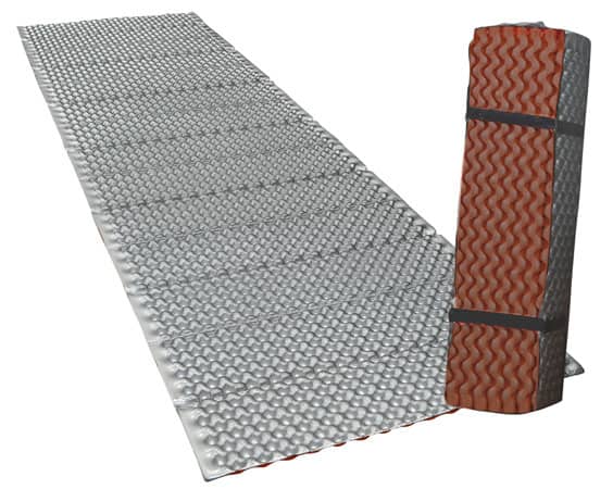 冬も夏も快適に眠れるXPEフォームを使用した「WAQ キャンプマット」発売