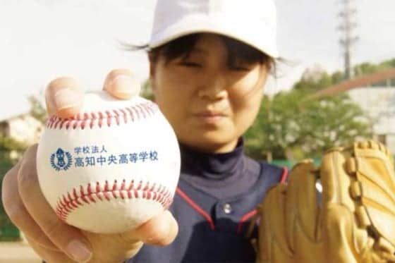 「先生は大っ嫌い」も「楽しかった」…高知の女子硬式高校野球、熱血監督の覚悟