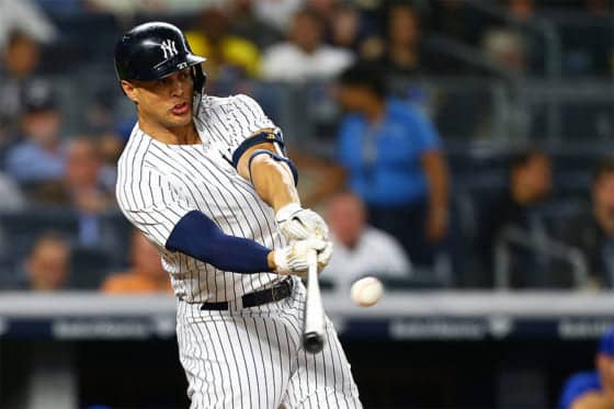 【MLB】太すぎる腕、大きすぎる肩…スタントンの“肉体”に「いいお尻」「めっちゃ強そう」