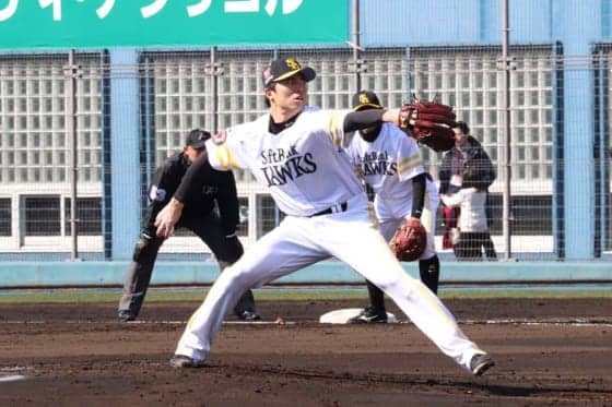 鷹の2016年ドラ1田中正義が初のシート打撃で好投　最速149キロをマーク