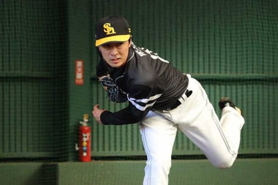 左肩故障から復活目指す鷹・和田　3度目ブルペン入りで60球「もっと投げたい」