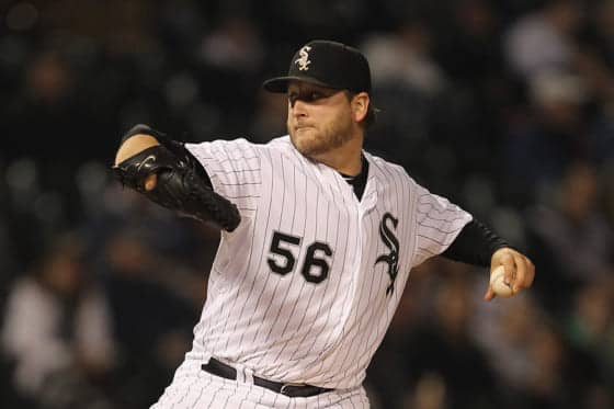 投手は9番目の野手　MLB公式の“超美技”動画が凄い「どうやってやったの？」