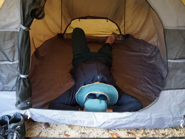 広々使える一人用ツールームテント「カマボコテントソロTC」発売