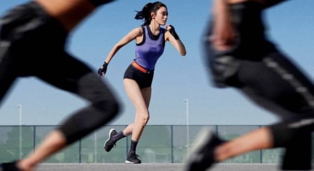 アディダス、ステラ・マッカートニー春夏コレクションを発売