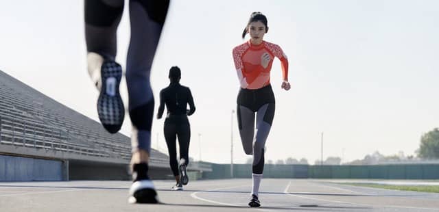 アディダス、ステラ・マッカートニー春夏コレクションを発売