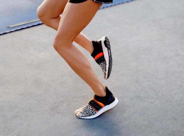 アディダス、ステラ・マッカートニー春夏コレクションを発売