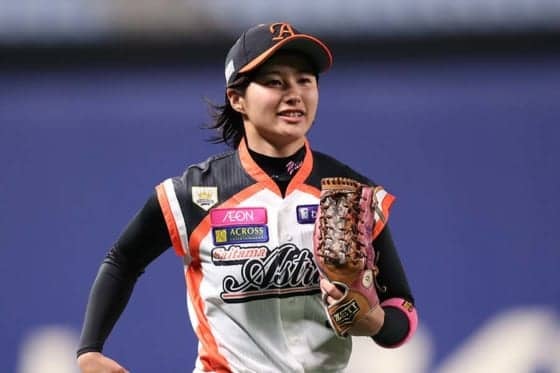 女子プロ野球 美女9総選挙 1位の加藤優が 可愛すぎる遠征必需品 を披露 ファン驚き こんな可愛いキャラが 野球 スポーツブル スポブル 女子プロ野球 美女9総選挙 1位の加藤優が 可愛すぎる遠征必需品 を披露 ファン驚き こんな可愛いキャラが 野球 スポーツブル スポブル