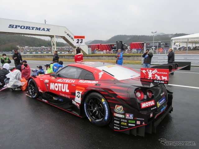 決勝2位となる#23 GT-R。《撮影 遠藤俊幸》