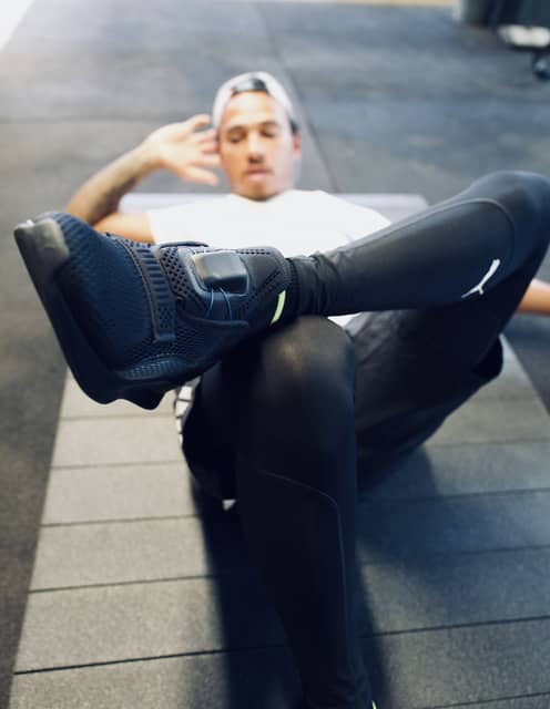 プーマ、足の形状を読み取ってフィット感を調節する「Fiフットウェア」発表