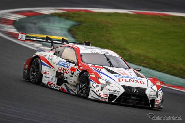 決勝4位の#39 LC500。《撮影 益田和久》
