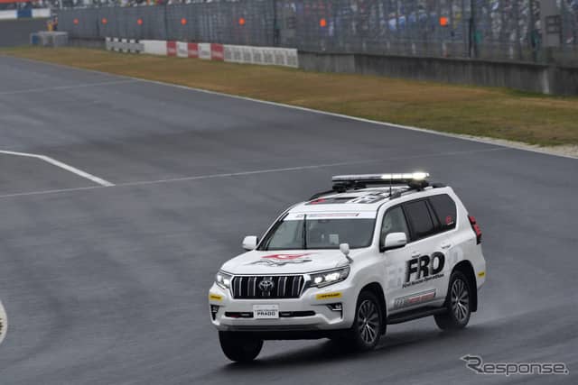 第1戦岡山でのFRO走行シーン《撮影 雪岡直樹》