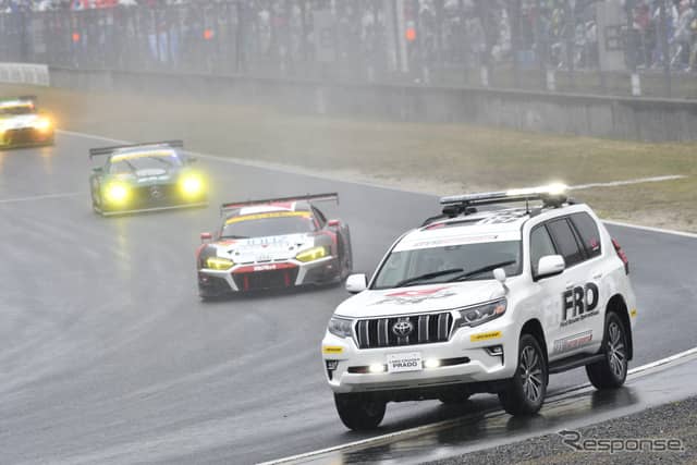 第1戦岡山でのFRO走行シーン《撮影 雪岡直樹》