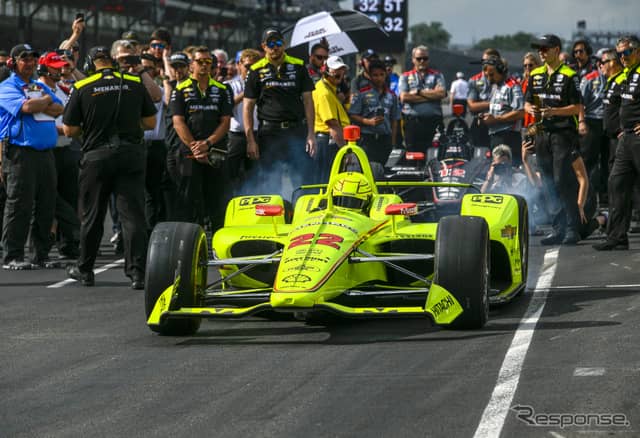ポールポジションを獲得した#22 シモン・パジェノー。《写真提供 INDYCAR》