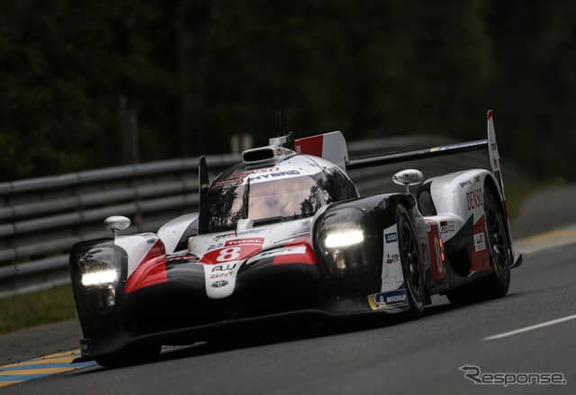 先頭でゴールした#8 トヨタ。《写真提供 TOYOTA》