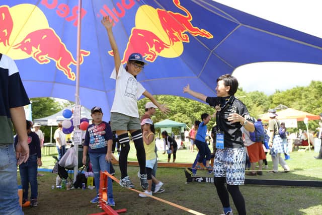 長野県小布施町が「スラックラインワールドカップ」開催に向けたクラウドファンディングを開始