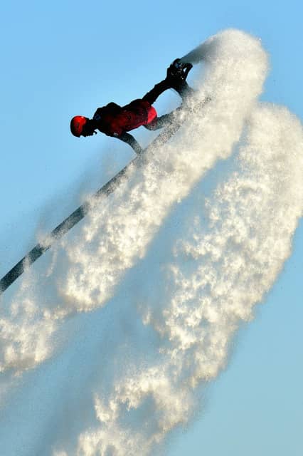 ハイドロフライトスポーツの頂点を決める「全日本ハイドロフライト選手権大会グルーヴカップ」7月開催