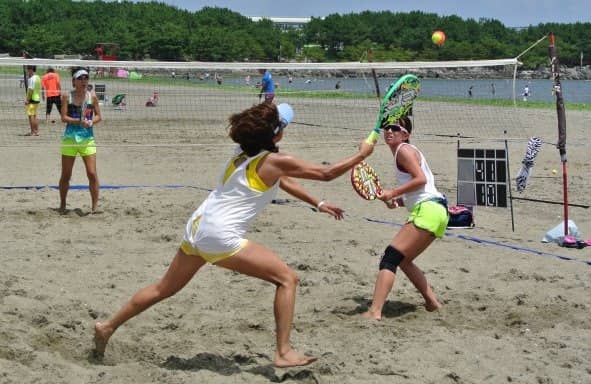 ビーチバレーやビーチサッカーなど4種目の競技大会「YOKOHAMAビーチスポーツフェスタ」開催