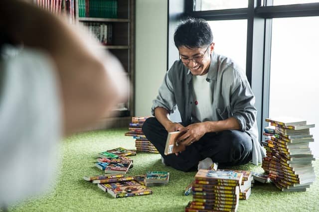 川崎フロンターレ×Oggi、女性目線のコラボ写真集を発売