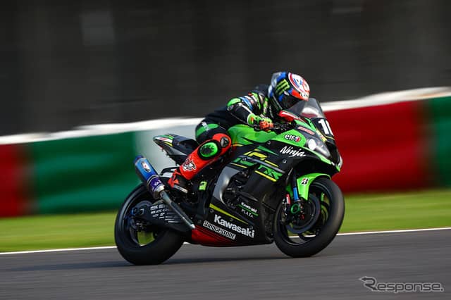 優勝したNo.10 Kawasaki Racing Team（2019年鈴鹿8耐）《Photo：Kazuhisa Masuda／撮影 益田和久》
